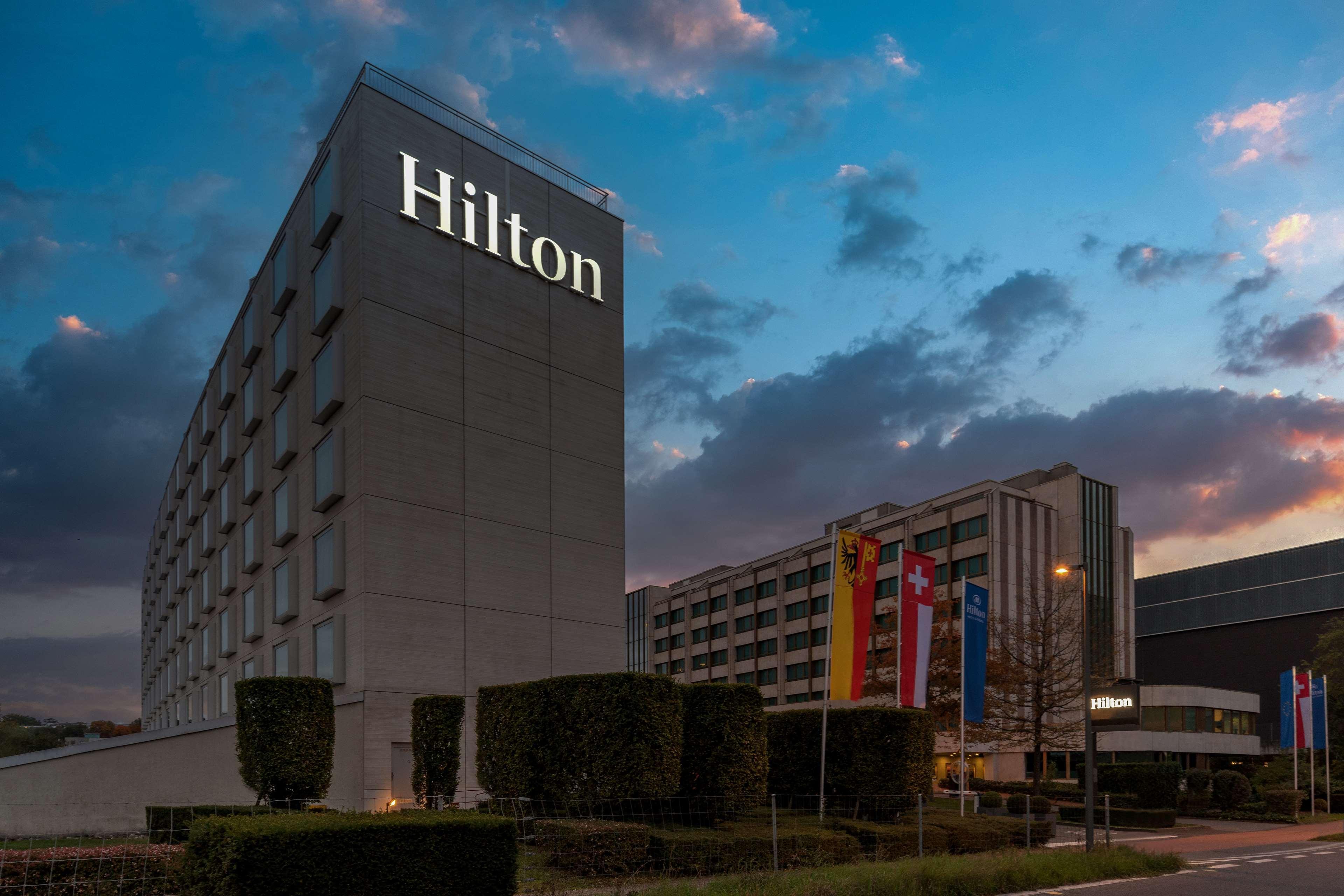 Hilton Geneva Hotel And Conference Centre Exterior photo